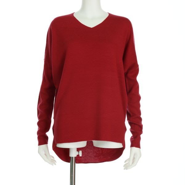 前後差裾丈Vネックニット