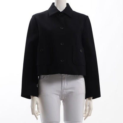 ボタン付きショートジャケット