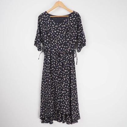 小花柄上品ワンピース