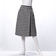 チェック柄ラップ風台形スカート