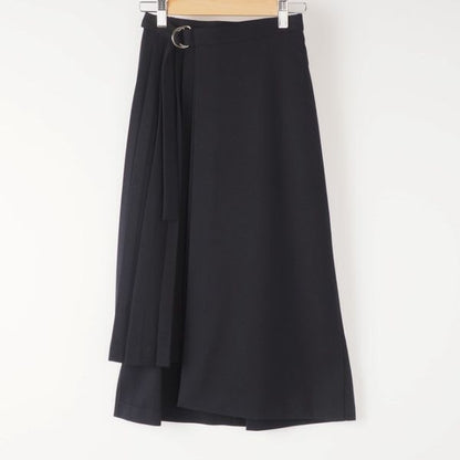 プリーツ付きベルトフレアスカート