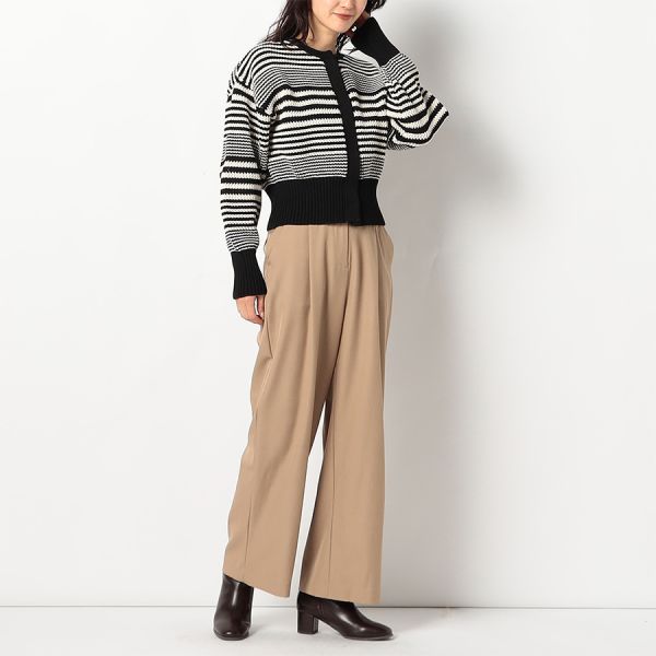 タックストレートワイドパンツ