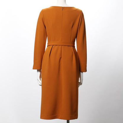 ハイストレッチアシンメトリータックワンピース