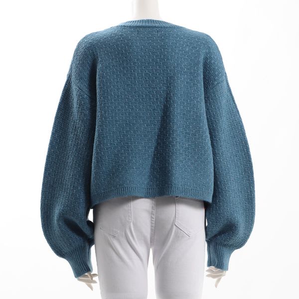 ボリュームスリーブクルーネックニット