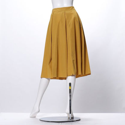 フロントボタンタックスカート