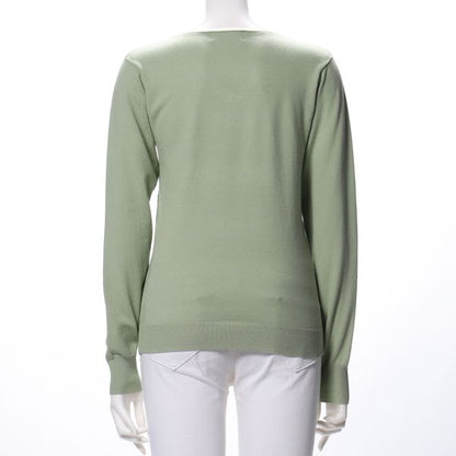 ベーシックデザインVネックニット