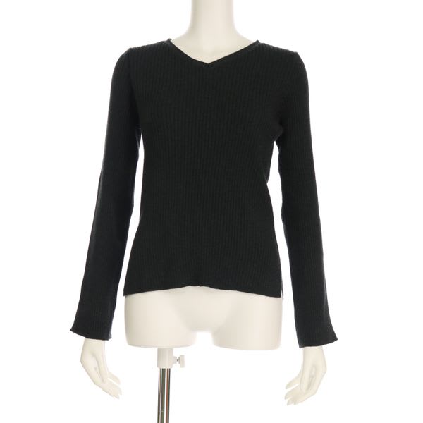 Vネックワイドスリーブニット