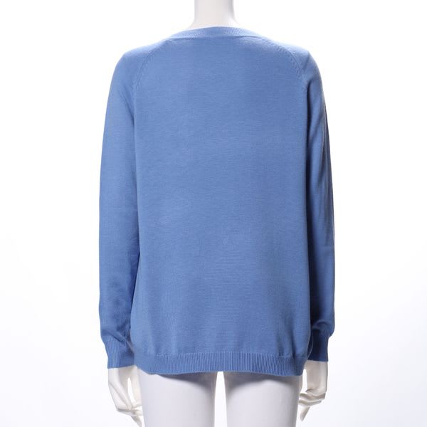 ストンシルエットVネックニット