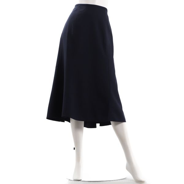 イレギュラーヘムスカート