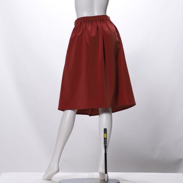 ウエストリボン付きラップ風スカート