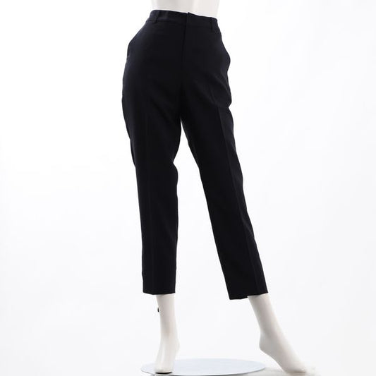 シンプルテーパードパンツ