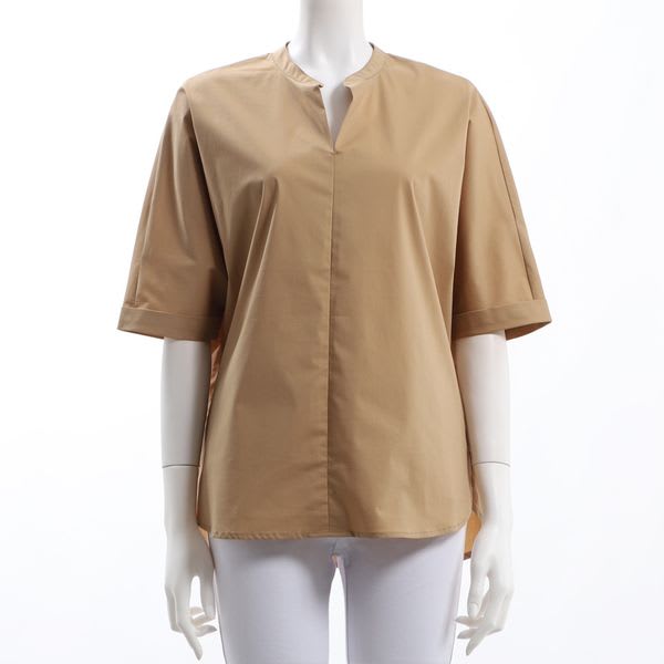 バックタックデザインブラウス