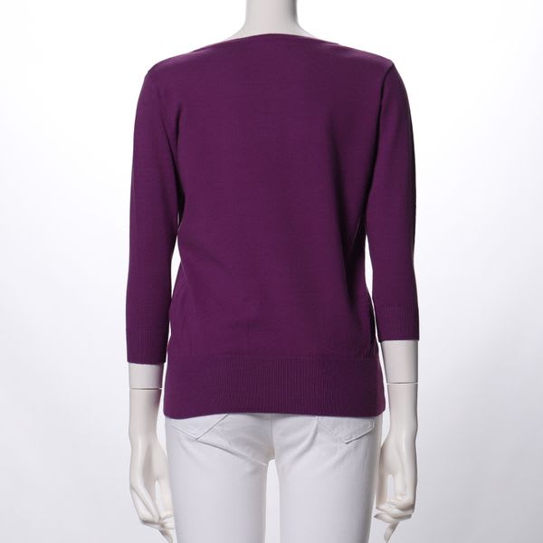 シンプルラウンドネックニット