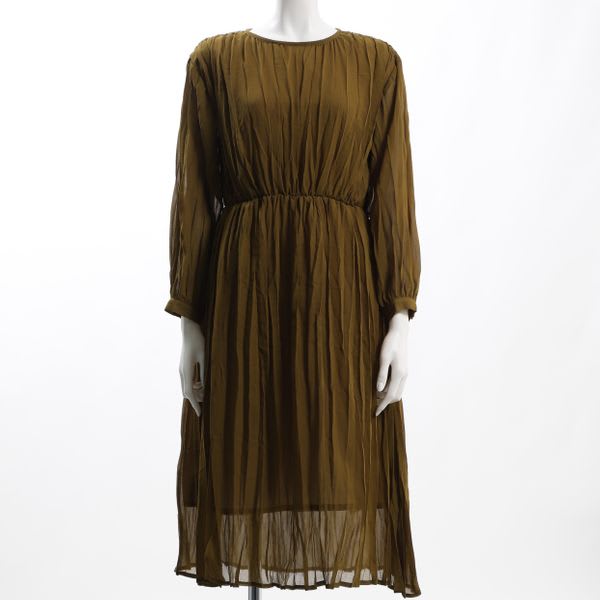 ギャザーデザインラウンドネックワンピース