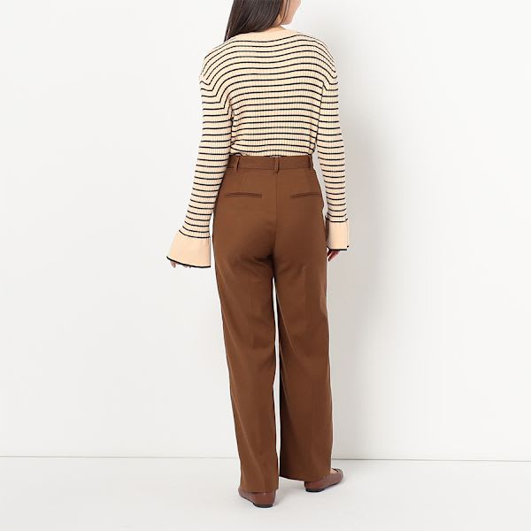 ボーダー柄ベルスリーブニット