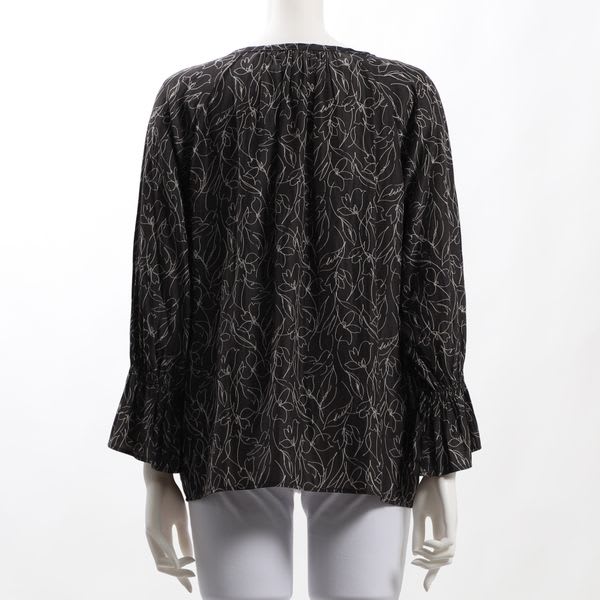 ラインプリント柄ブラウス