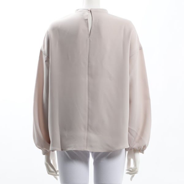 ドロップショルダースタンドカラーブラウス