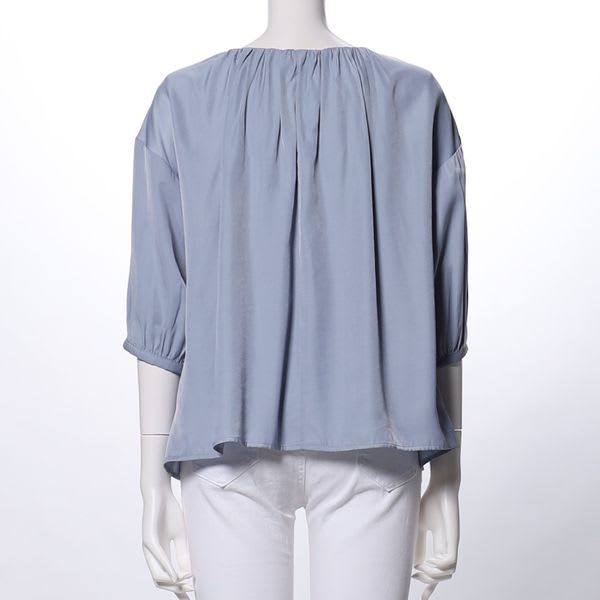 ギャザードネックブラウス