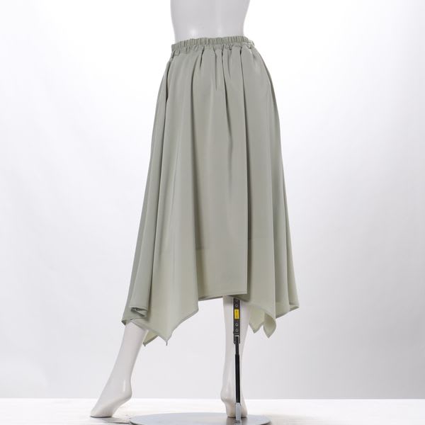 バックゴムイレギュラーヘムフレアスカート
