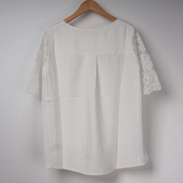 レース切り替えブラウス