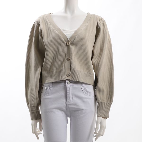 メタルボタン付きVネックカーディガン