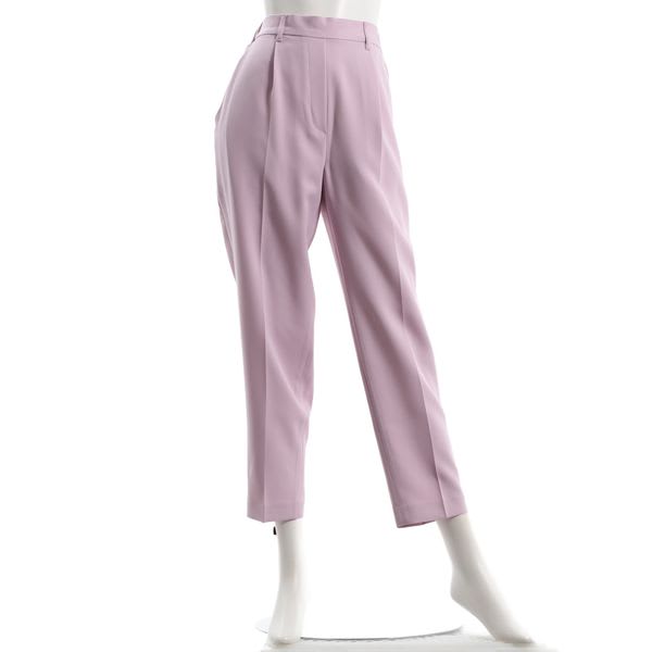 タックテーパードパンツ