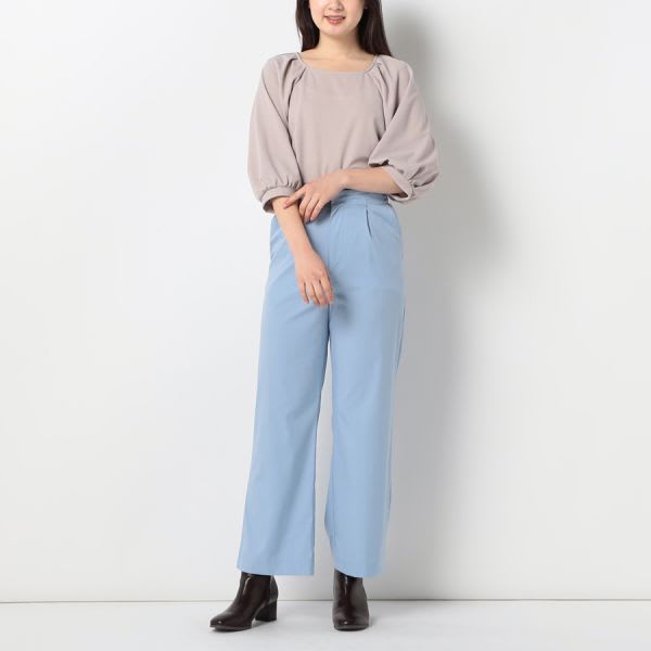 シンプルシルエットワイドパンツ