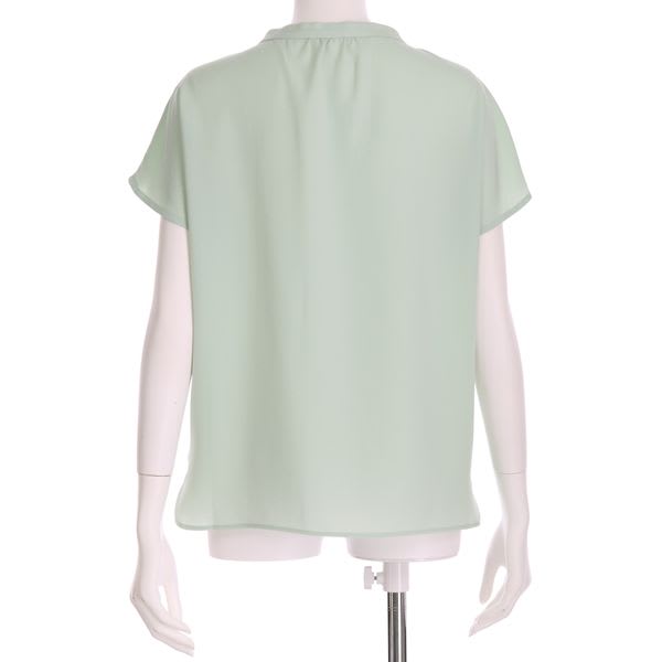 スタンドネックフロントボタンブラウス