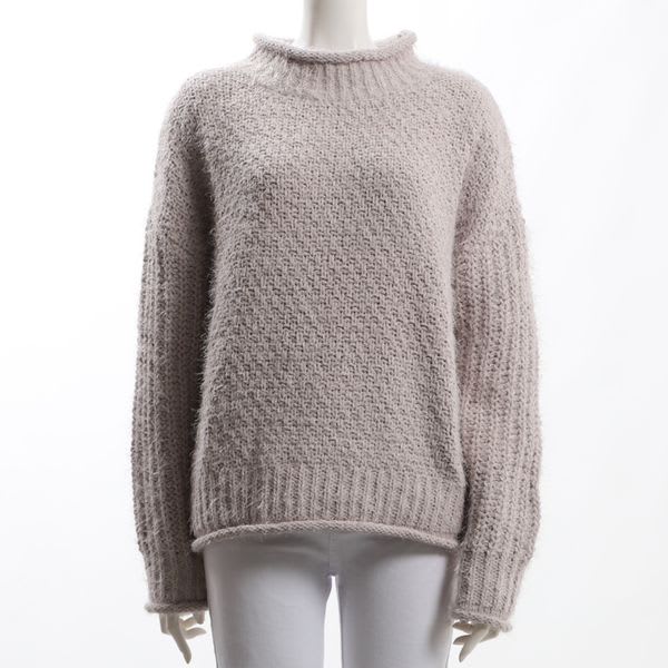 ドロップショルダーオフネックニット