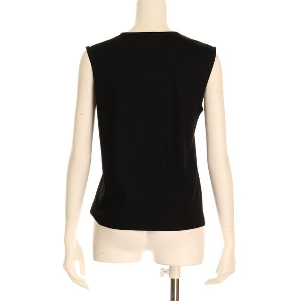 ボタンショルダーアクセントカットソー