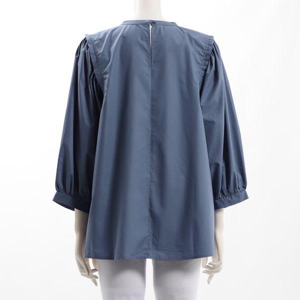 パフスリーブブラウス