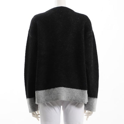 ロゴニットプルオーバー