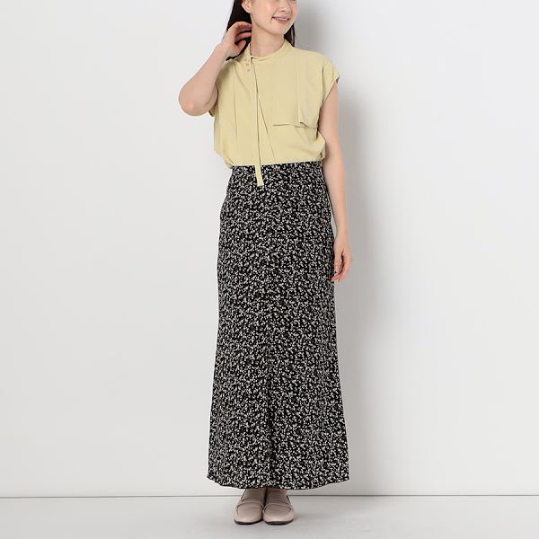 バックゴム小花柄スカート