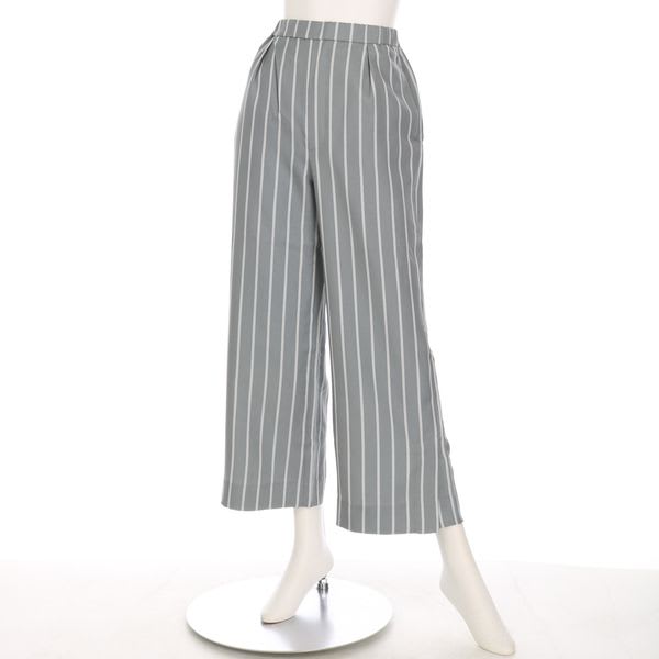 ストライプ柄タック入りワイドストレートパンツ