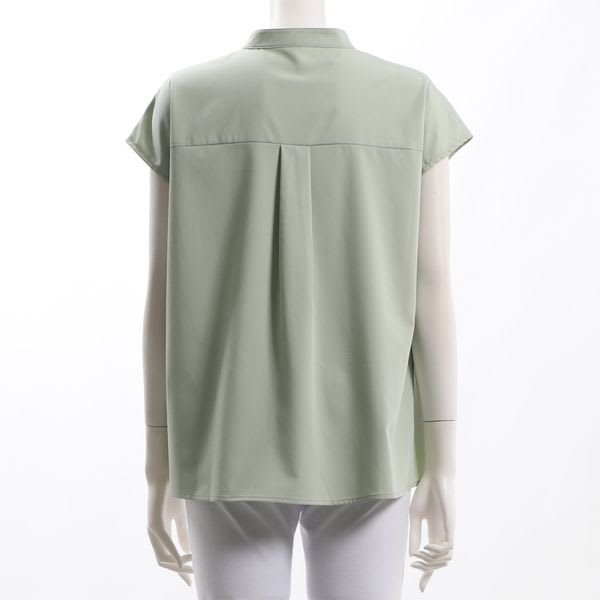 バンドカラーブラウス