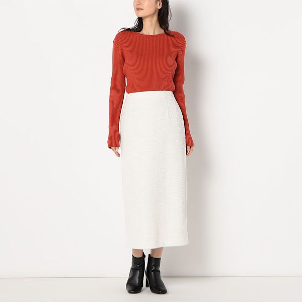 シンプルリブニット