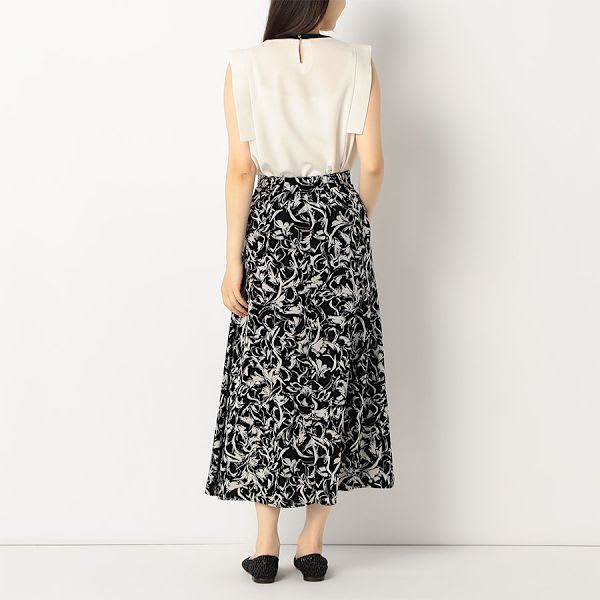 フラワープリントAラインスカート