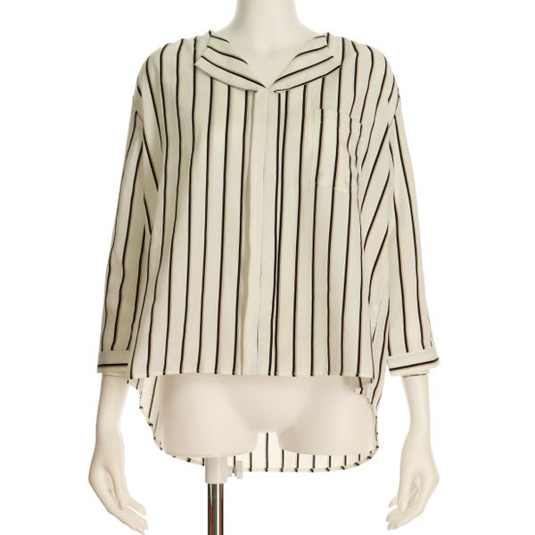 襟元デザインストライプブラウス