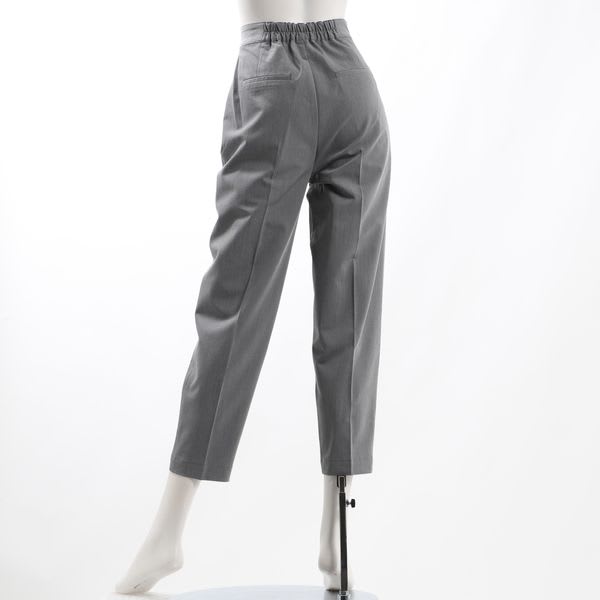 センターシームテーパードパンツ