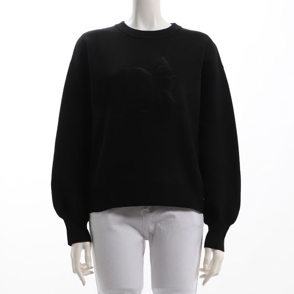 ロゴ刺繍ニット