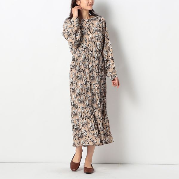 裾消しプリーツ花柄ワンピース