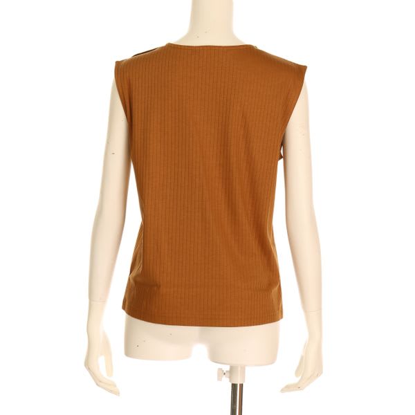 ボタンショルダーアクセントカットソー