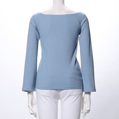 バトーネックニット