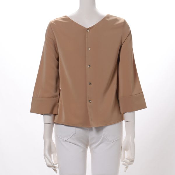 バックシルバーボタンブラウス