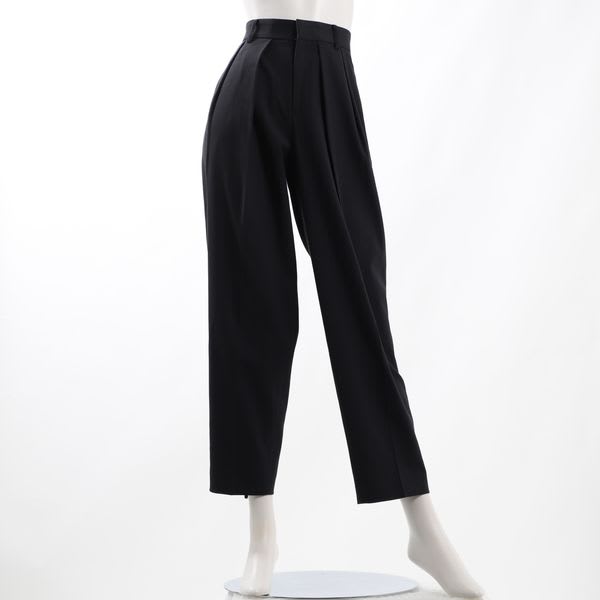 フロントタックデザインパンツ