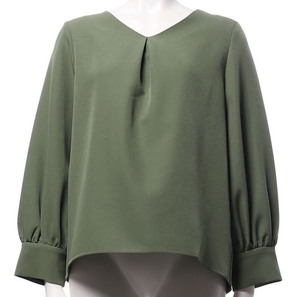 Vネックブラウス