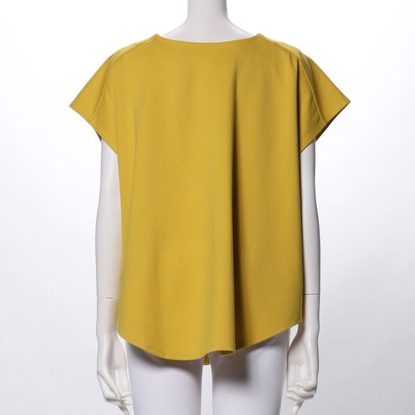 タックデザインカットソー