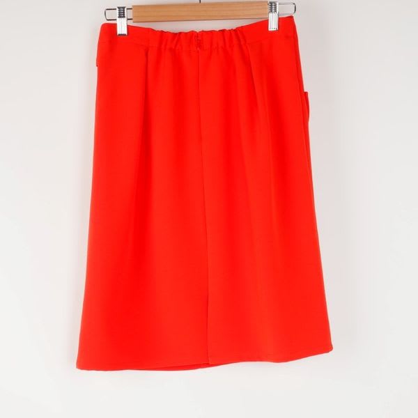 リボン風デザインタイトスカート