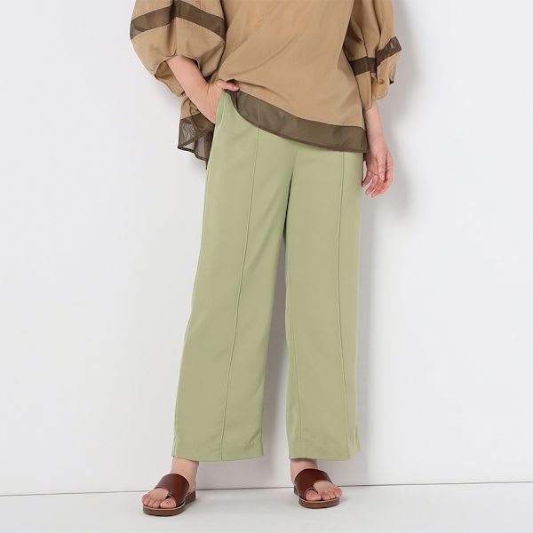 シンプルデザインストレートパンツ