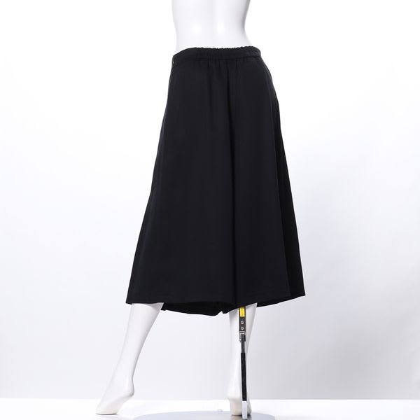 バックゴムフロントタックガウチョパンツ